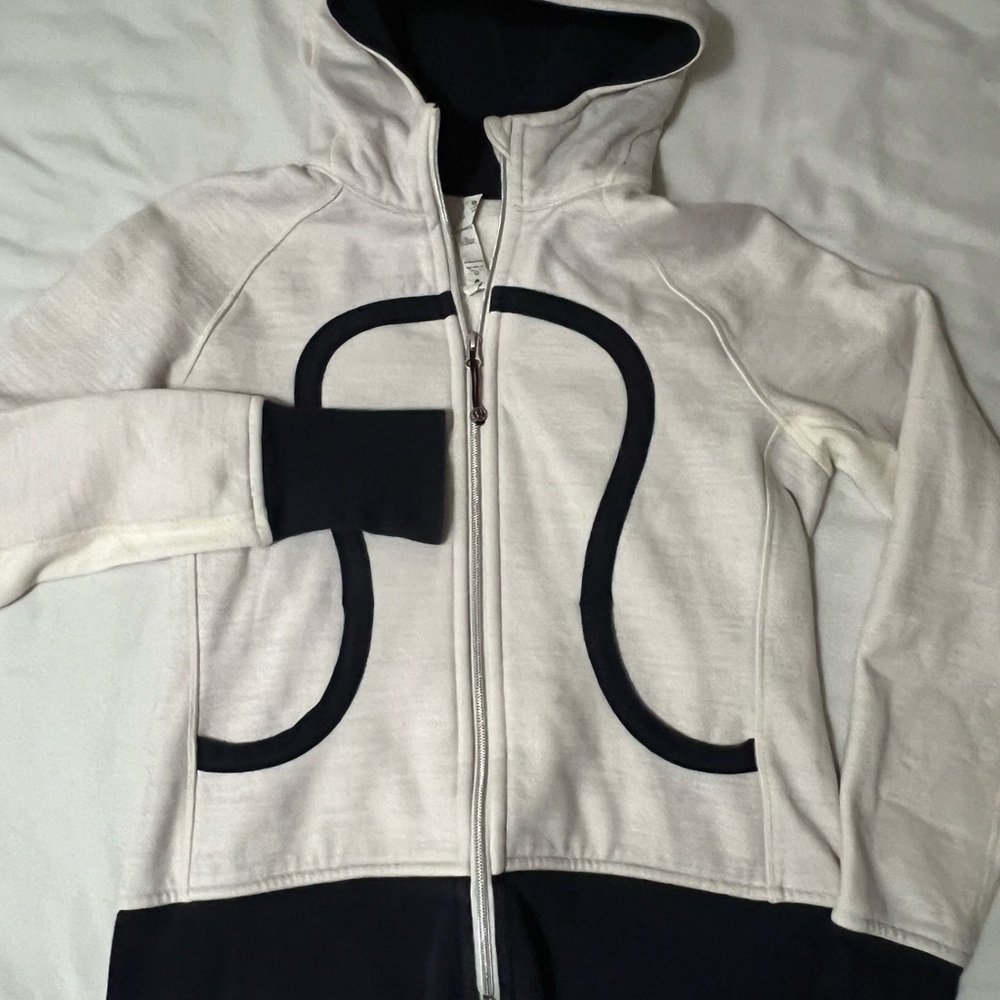lululemon Cream and Black Full-Zip Hoodie Jacket size 8